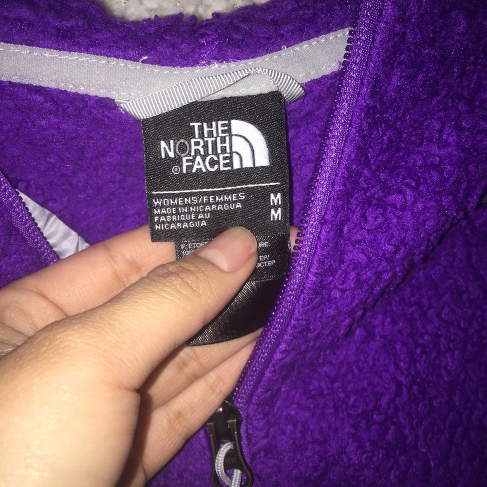 Fuzzy the north face - Picture 3 of 4